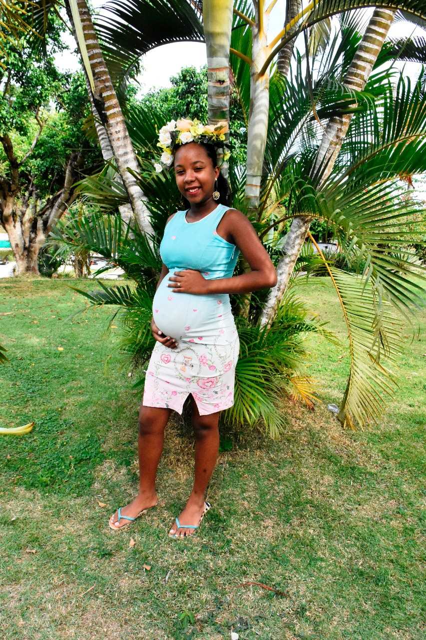 Camacã: Grupo CRAS Gestante realiza confraternização e sessão de fotos com beneficiárias